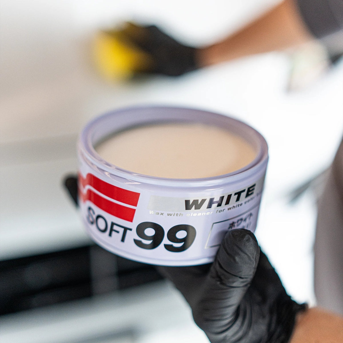 Soft99 White Wax 350g With Pad - Deep Gloss Shine & Durable Paint Protection